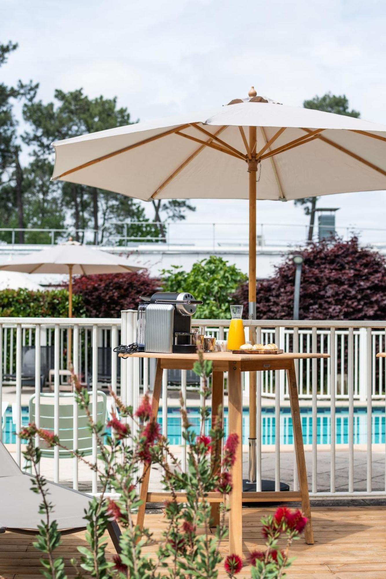 Novotel Bordeaux Merignac Mérignac Exterior foto